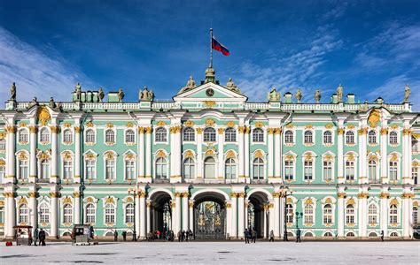 The 6 Most Stunning Palaces to Visit in St. Petersburg - Vogue