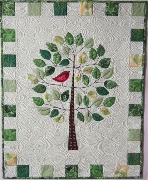 158 best Red bird quilts images on Pinterest | Birds, Christmas crafts and Christmas quilting