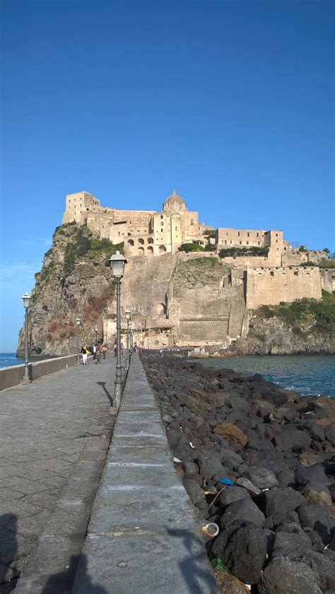 Giorgio's running paths: Pictures of the volcanic island of Ischia