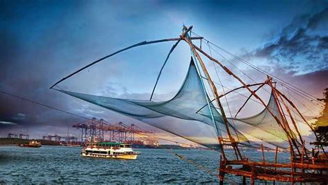 Kochi Tourism (2024) - Kerala > Top Places, Cochin Travel Guide