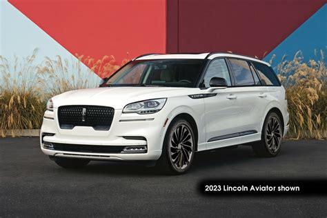 2024 Lincoln Aviator Black Label - Garnet Federica