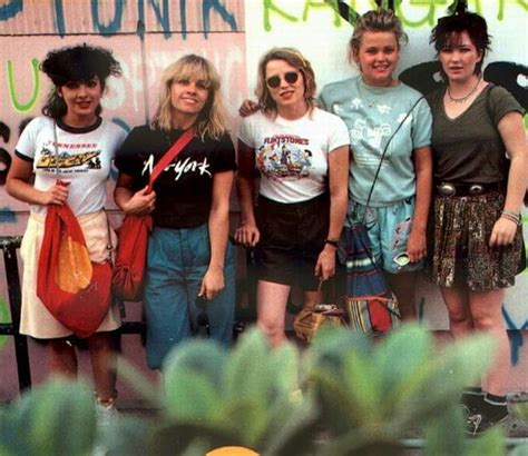 20 Nostalgic Photos of The Go-Go’s in the Early 1980s ~ Vintage Everyday