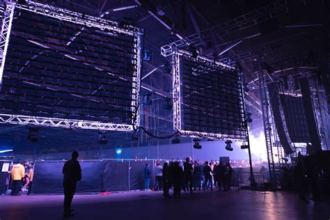 4 Ways to Enhance Your Concert Stage Design | Onstage Systems