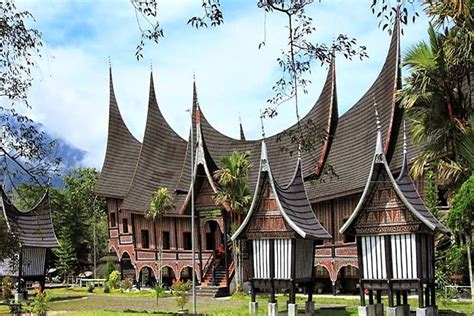 Rumah Adat Minangkabau [100% Lengkap] Gambar dan Penjelasan