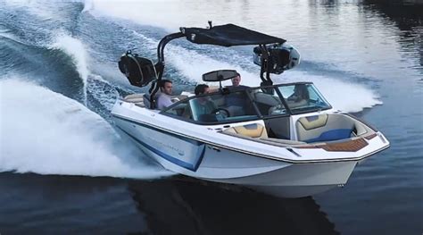 Nautique all-electric ski boat a game changer - Plugboats