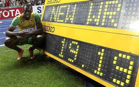 World Athletics Championships: Usain Bolt breaks the world 200m record