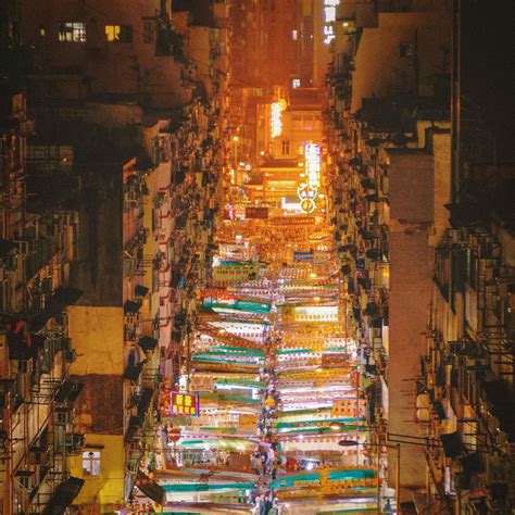 Hong Kong Night Market [OC] : r/CityPorn