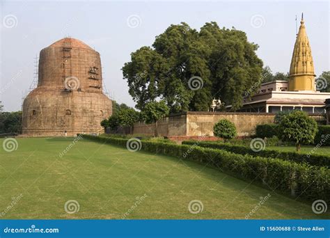 Sarnath - Buddhist Stupa - India Stock Photo - Image of historic, india: 15600688