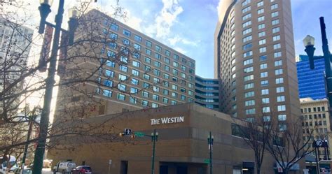 Downtown Edmonton high-rise 1 of 3 Westin Hotels up for sale | Globalnews.ca