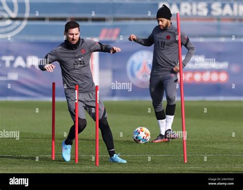 Lionel messi psg training hi-res stock photography and images - Alamy