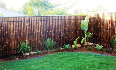 Bamboo Garden Fence Design