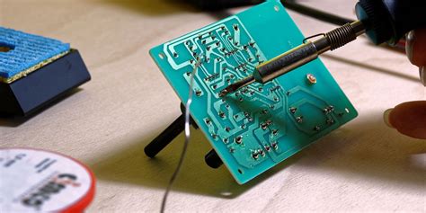 The 9 Best Soldering Irons for Beginners | Soldering, Technology diy, Circuit board