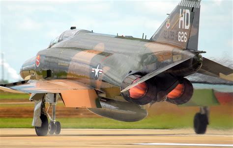 Flying f4 phantom cockpit view - serypool