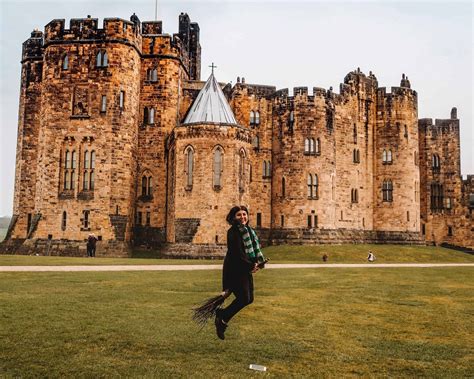 10+ Magical Alnwick Castle Harry Potter Filming Locations & Activities ...