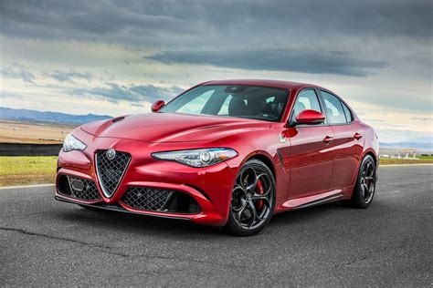 2022 Alfa Romeo Giulia Prices, Reviews, and Pictures | Edmunds