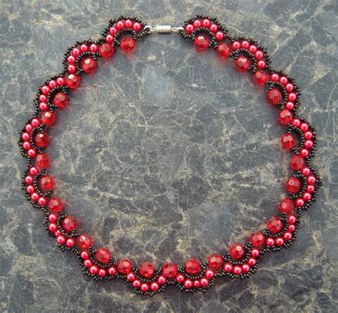 Free pattern for beaded necklace Rosana | Beads Magic