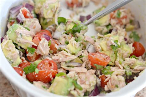 This Simple Keto Can of Tuna Ceviche Recipe is so Fresh!