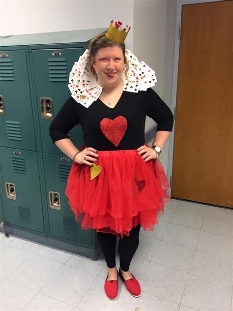 42+ Diy simple diy queen of hearts costume ideas in 2022 | 44 Fashion Street