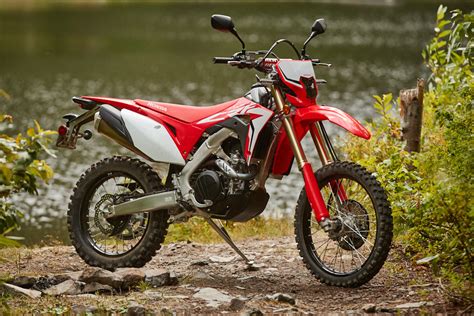 2019 Honda CRF450L First Riding Impression - Dirt Bike Test