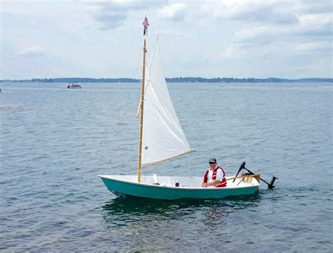 Sailing Dinghy | WoodenBoat Magazine