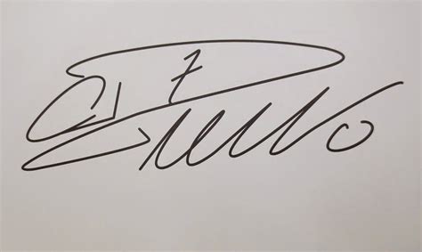 Funchal Daily Photo: CR7 signature in 2024 | Ronaldo unterschrift, Cr7 tattoo, Ronaldo