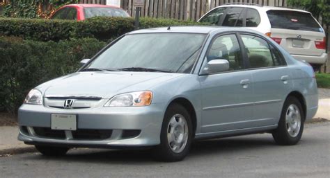 File:03 Honda Civic Hybrid.jpg - Wikipedia