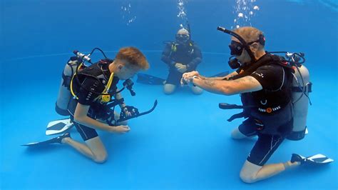 Get Ready to Dive Into the Ocean Depths with Open Water Course Scuba ...