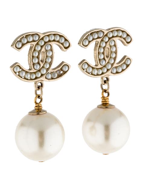 Chanel CC Pearl Drop Earrings - Earrings - CHA49015 | The RealReal