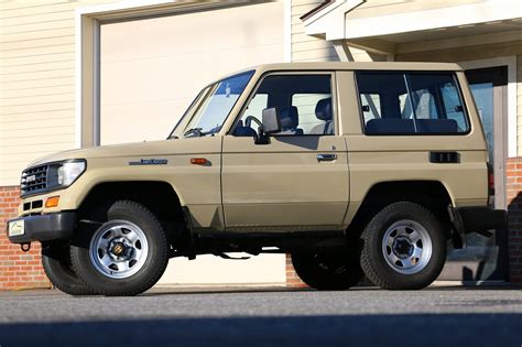 1990 Toyota Land Cruiser From the 70 Series Is a Rare Off-Road Sight in America - autoevolution