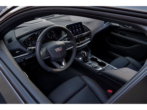 2021 Cadillac CT4 Pictures: | U.S. News