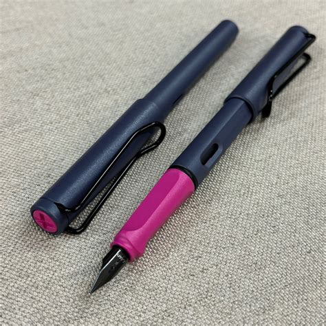 Lamy Safari Kewi Pink Cliff Fountain Pen