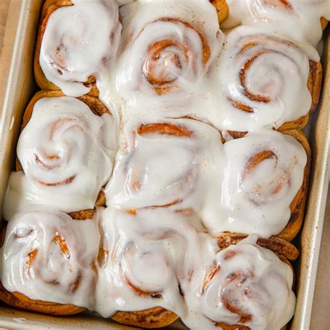 Cinnabon Cinnamon Rolls Recipe (Copycat & Pecanbon) - Dinner, then Dessert