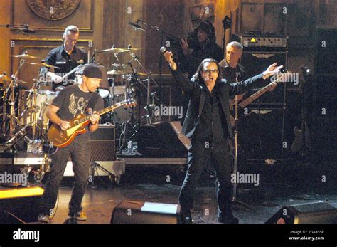 U2 attending the 20th Annual Rock And Roll Hall Of Fame Inductions, in New York on 14/03/05 ...