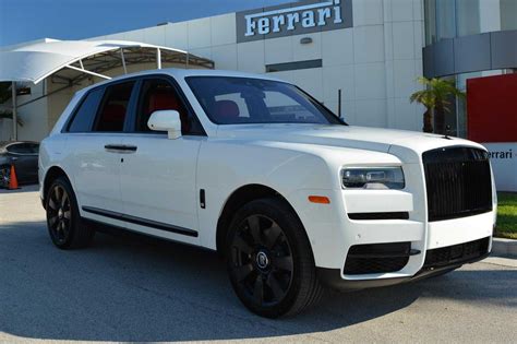 Rent Rolls Royce Cullinan 2020 in Miami - Pugachev Luxury Car Rental