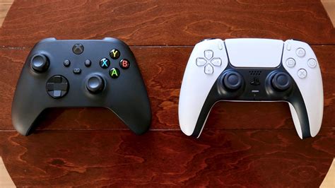 PS5 DualSense vs Xbox Series X Controller: Does Sony Have a Winner? - The Controller People