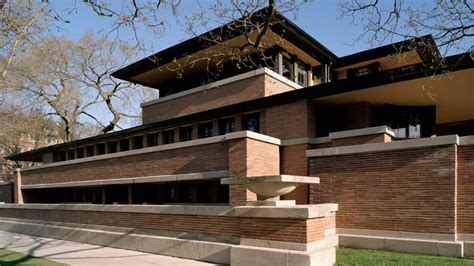 Frank Lloyd Wright's Robie House - "Prairie Style" - Mid Century Home