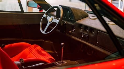 Ferrari F40 interior : r/carporn