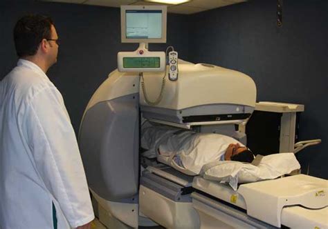 Renal Scintigraphy - Nuclear medicine imaging/scanning of the kidneys