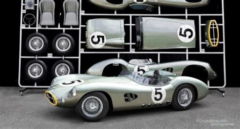 Aston Martin DBR1 Le Mans Winner: 1:1 Model on a Sprue - autoevolution