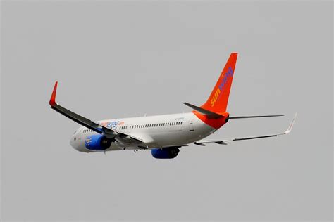 Sunwing returns to responsible travel, first flights since March take off