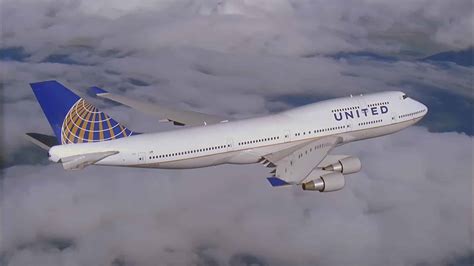 United Airlines Boeing 747 400