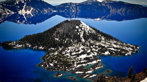 Wizard Island in Crater Lake wallpaper - Nature wallpapers - #52427