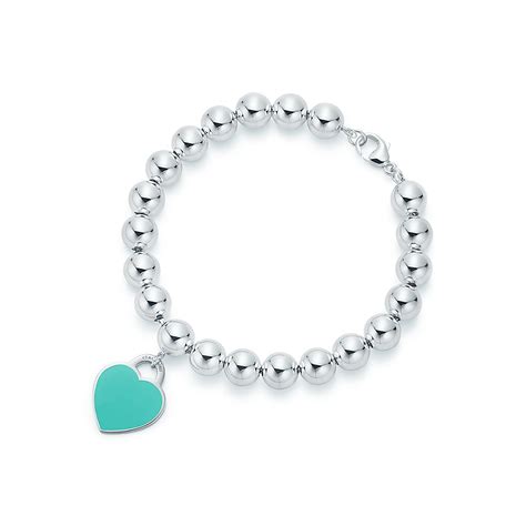 Return to Tiffany™ heart tag in sterling silver on a bead bracelet, medium. | Tiffany & Co.