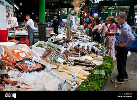 Fresh Fish Stall, Borough Market, London, England Stock Photo - Alamy