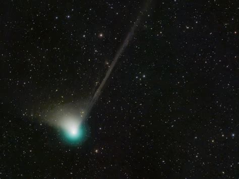 Green comet that will be visible from Earth for first time since ice age is undergoing unusual ...