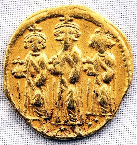 Byzantine Empire - Heraclius, Heraclius Constantine (610-641) - Solid in gold - Constantinople ...