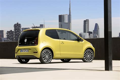 Volkswagen Up! (facelift 2016) 1.0 (60 Hp) 2018 - 2020 Specs and Technical Data, Fuel ...