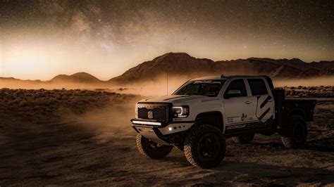 4×4 Offroad Vehicle In Desert - 4k Wallpapers