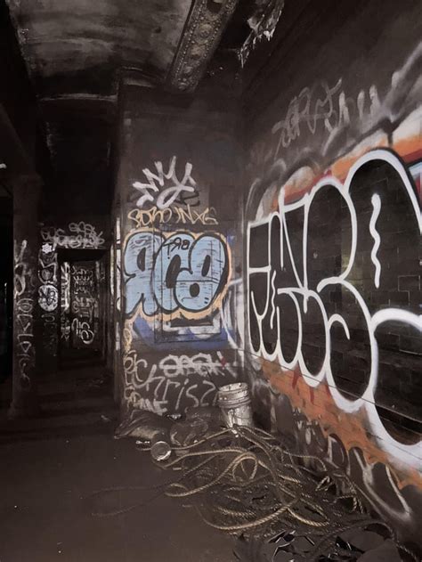 NYC Abandoned Subway Station Graffiti : r/Graffiti