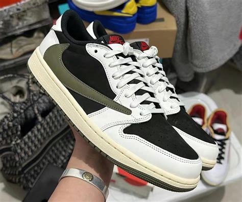 Travis Scott x Air Jordan 1 Low OG Olive DZ4137-106 | SBD